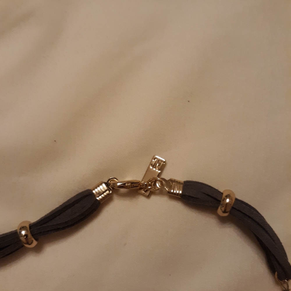 Necklace - Picture 3 of 5